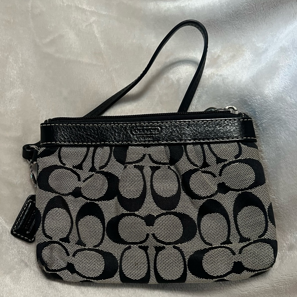 Coach Black Clutch Small Handbag Purse Wristlet Wallet Canvas Signature Logo